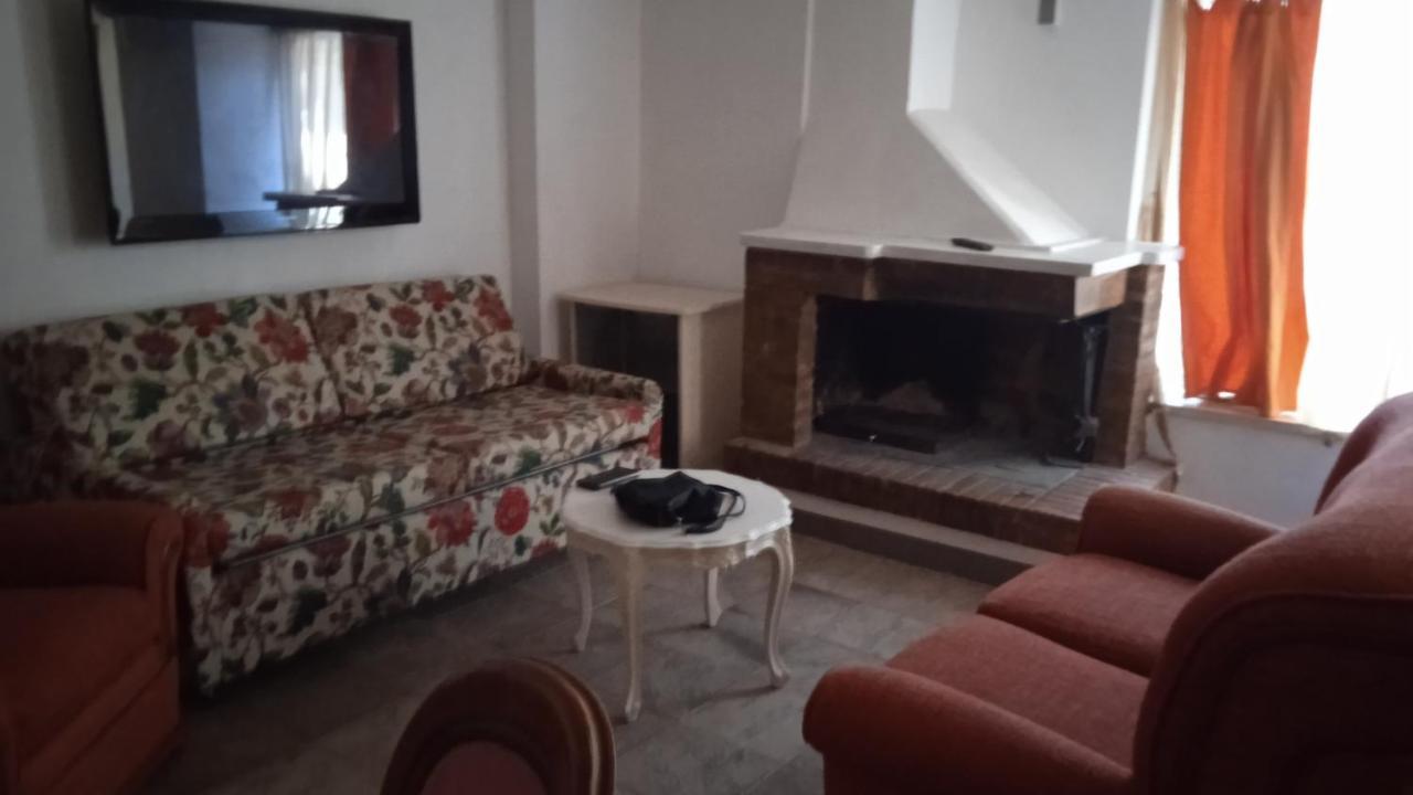 Willa Casetta Con Giardino Santa Marinella Zewnętrze zdjęcie